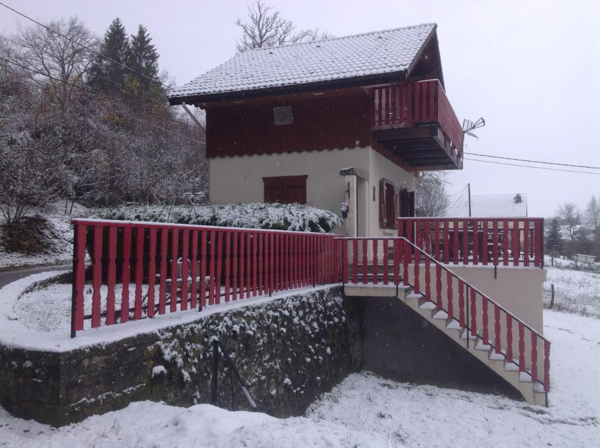 Gite Du Creux De La Goutte Xertigny 외부 사진